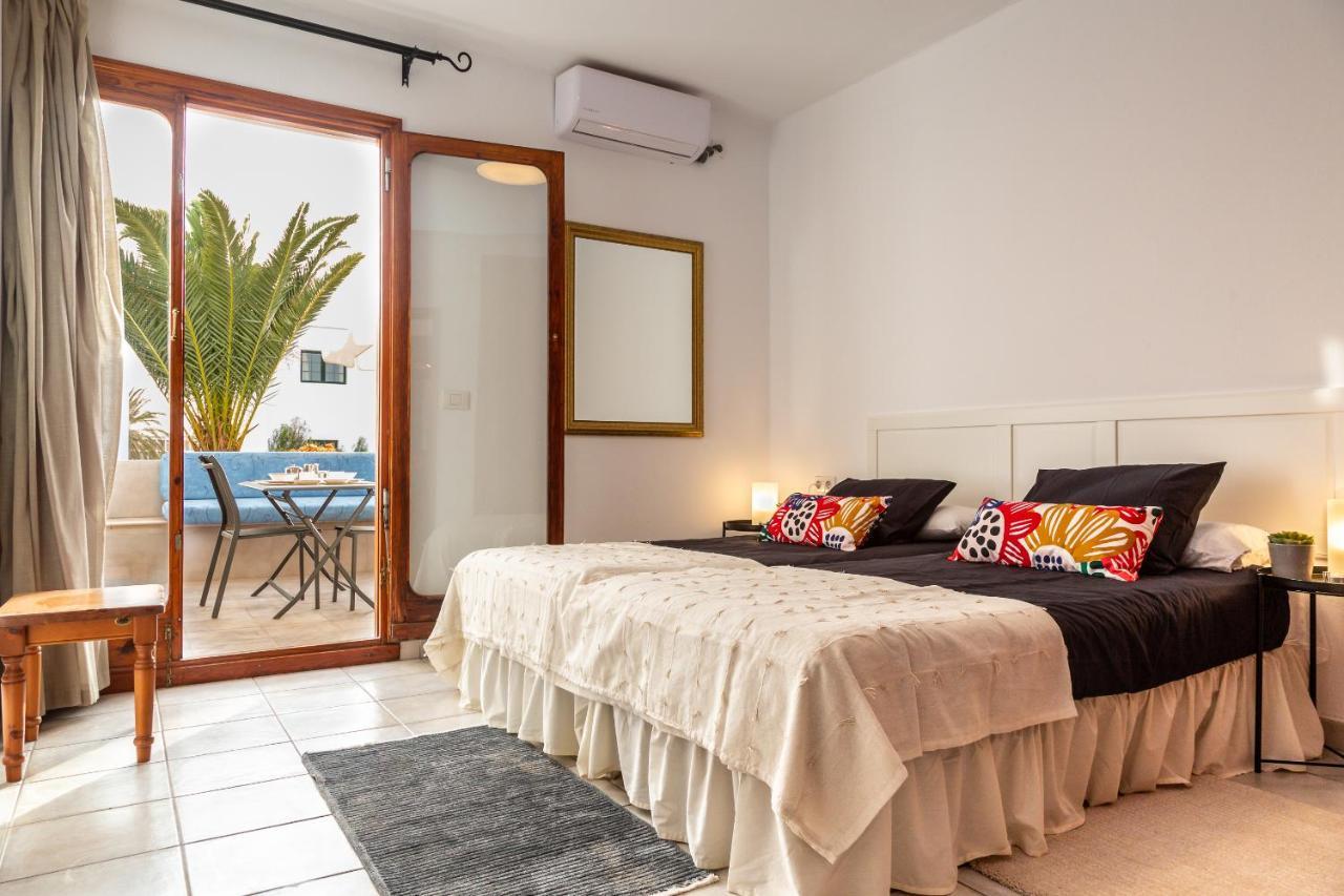 Manrique'S Holidays Costa Teguise Bagian luar foto