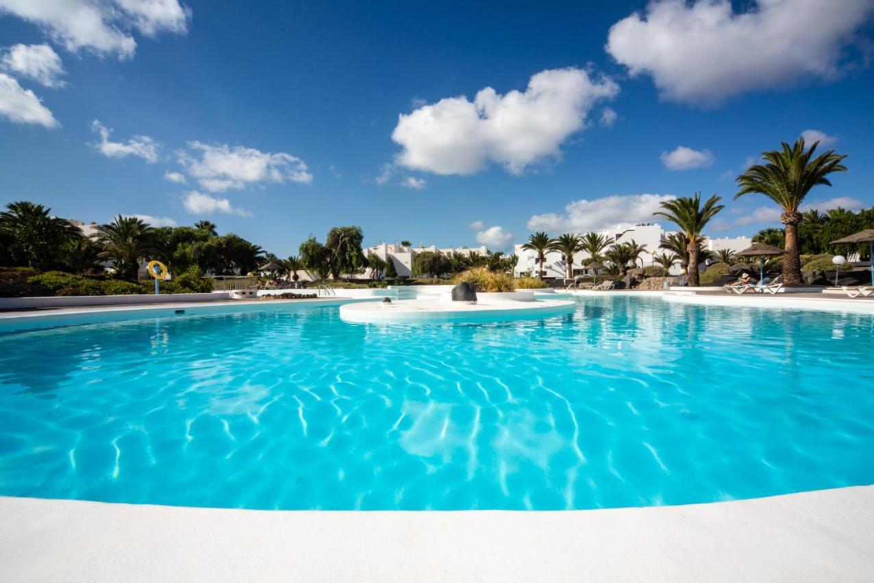 Manrique'S Holidays Costa Teguise Bagian luar foto